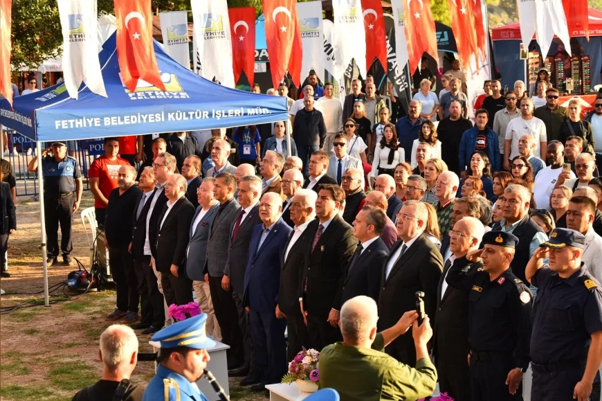 25. Uluslararası Ölüdeniz Hava Oyunları Festivali Görkemli Törenle Başladı