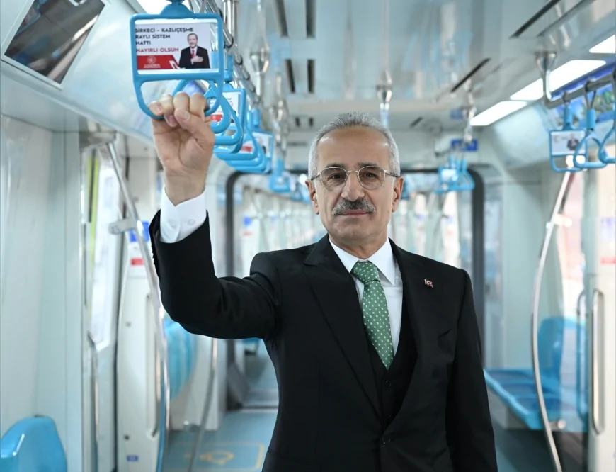 Abdulkadir Uraloğlu: “29 Ekim’de Ankara, İstanbul ve İzmir’de Raylı Sistem Hatları Ücretsiz Olacak”