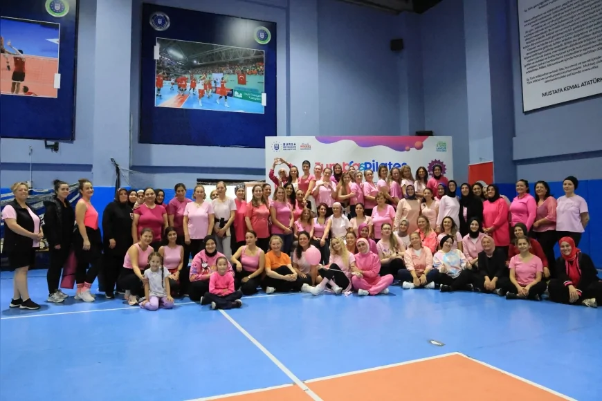 Bursa Büyükşehir Belediyesi Kadınları Sporla Buluşturuyor: Zumba ve Pilates Derslerine Yoğun İlgi
