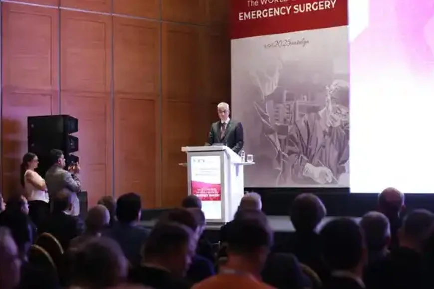 Sağlık Bakanı Prof. Dr. Kemal Memişoğlu Antalya’da “12. Dünya Acil Cerrahi Kongresi”nde Dijital Sağlık Dönüşümünü Anlattı