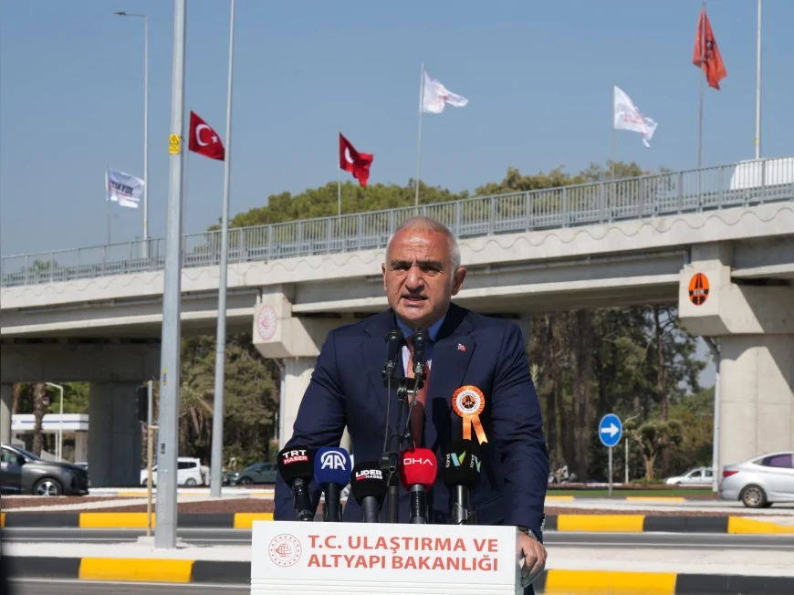 Mehmet Nuri Ersoy: “Cumhuriyet, Zaferin Nihai Adı ve Nesilden Nesile Emanet Edilecek Daimî Bir Ülküdür”