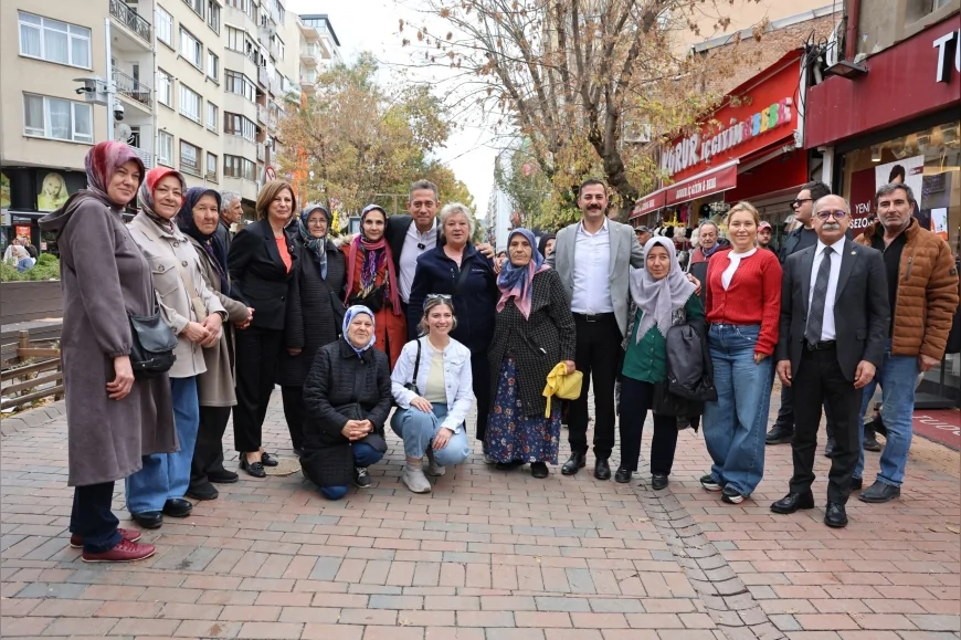 CHP Grup Başkanvekili Ali Mahir Başarır ve Başkan Ayşe Ünlüce Eskişehir’de Vatandaşlarla Buluştu