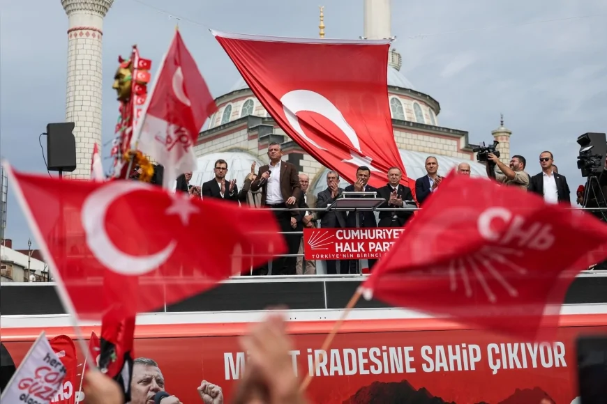 Özgür Özel: “Cumhuriyetimizi Yeniden Kurtarmaya, Demokrasimizi Yeniden Tesis Etmeye İhtiyacımız Var”