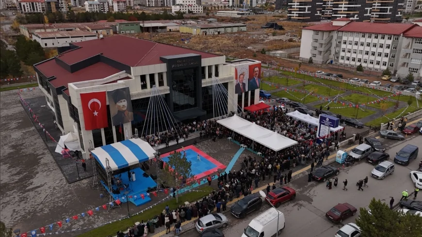 Şeyh Şamil Sağlık, Kültür ve Spor Merkezi Sivas’ta Cumhuriyet Bayramı’nda Hizmete Açıldı