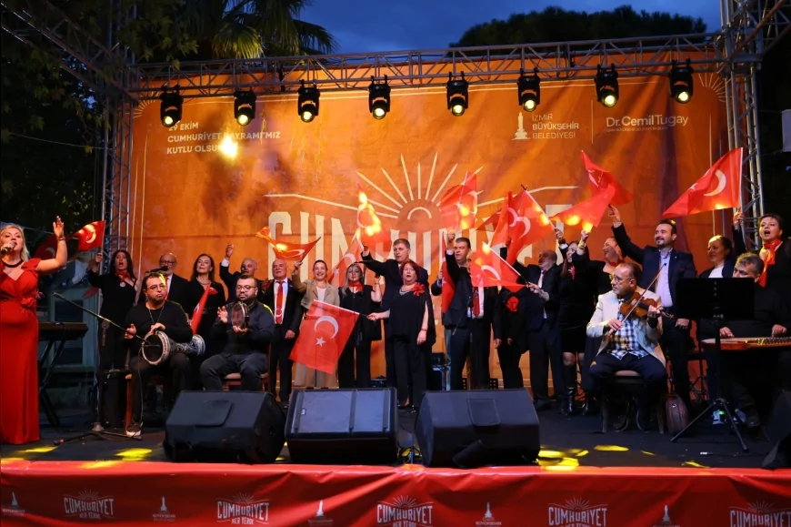 Belevi’de 29 Ekim Cumhuriyet Coşkusu: “Yaşasın Cumhuriyet, Yaşasın Mustafa Kemal Atatürk” Sloganlarıyla Kutlandı