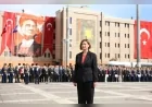 Eskişehir Büyükşehir Belediye Başkanı Ayşe Ünlüce: “Atatürk’ün çağdaş ve aydınlık Türkiye ideali yolumuzu aydınlatmaya devam edecek”
