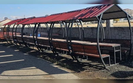 Ağrı Belediyesi Kendi Üretimiyle Kent Mobilyalarında Tasarruf ve Çevre Duyarlılığı Sağlıyor