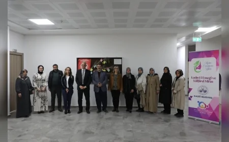 Elazığ Belediyesi ve TÜBİTAK İş Birliğiyle “Kadın Emeğinin Gücü” Projesi: Boncuklu İğne Oyası Kadim Miras Olarak Geleceğe Taşınıyor