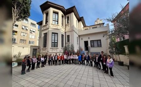 Edremit Belediye Başkanı Mehmet Ertaş: “Atatürk Kültür Evi Cumhuriyet değerlerinin yaşatıldığı bir hatıra evidir”