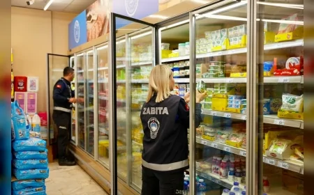 Çeşme Belediyesi Zabıta Ekipleri Market ve Okul Kantinlerinde Denetimlerini Sıklaştırdı