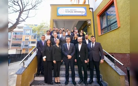 Millî Eğitim Bakanı Yusuf Tekin Bursa ve Balıkesir’de Sürpriz Okul Ziyaretleri Gerçekleştirdi