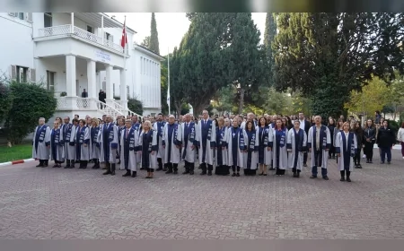 Ege Üniversitesinde Atatürk Anıldı: “Cumhuriyet ve Bağımsızlık Onun En Büyük Eseridir”