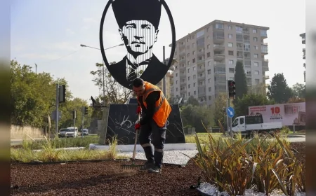 Buca Belediyesi’nden Ulu Önder’e Anlamlı Vefa: “Arkamızda Hep Sen Varsın” Filmi Duygusal Anma Yarattı