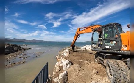 İzmir Yarımadası’ndaki Derelerde 200 Kilometrelik Temizlik Yapıldı, 100 Bin Ton Malzeme Çıkarıldı