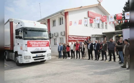 Adana Büyükşehir Belediyesi’nden Gazze’ye İnsani Yardım: Zeydan Karalar’ın Talebiyle Tırlar Dualarla Uğurlandı