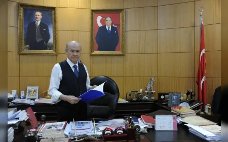 MİLLİYETÇİ HAREKET PARTİSİ GENEL BAŞKANI DEVLET BAHÇELİ: “GAZİ MUSTAFA KEMAL ATATÜRK TÜRKİYE CUMHURİYETİ’NİN HAYSİYETİDİR”