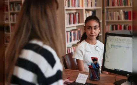 Buca’daki Tarihi Ernest Balladur Köşkü’nde Hayata Geçen Cumhuriyet Kütüphanesi Minik Okurlarıyla Geleceği Aydınlatıyor