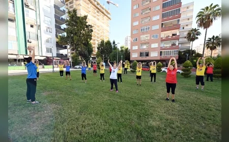 Mersin Büyükşehir Belediyesi Emekli Evleri’nde “Sabah Sporu” Başladı: Emekliler Hem Sosyalleşiyor Hem Hareket Ediyor