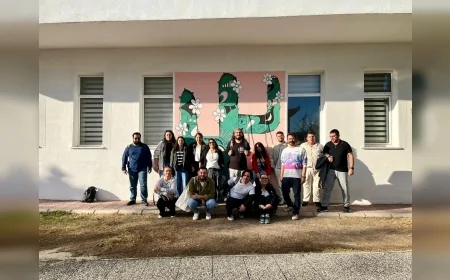 İzmir Büyükşehir Belediyesi Gençlere Yönelik “Belediye Nasıl Çalışır” Oturumuna Ev Sahipliği Yaptı