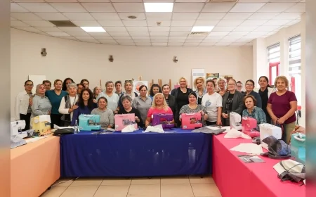 Buca Belediyesi Kadın Atölyesinde Üretilen Çantaların Geliri Başarılı Öğrencilere Burs Desteği Sağlıyor