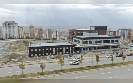 Ankara Büyükşehir Belediyesi Etimesgut Atayurt Mahallesi’nde Çok Katmanlı Sosyal Yaşam Merkezi İnşaatını Kesintisiz Sürdürüyor