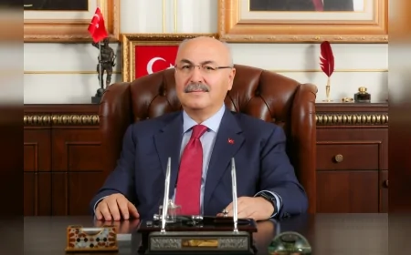 Adana Valisi Yavuz Selim Köşger: “Aile, toplumun en güçlü kalesidir” diyerek 22 Kasım’da Merkez Park’ta düzenlenecek Bağımsız Aile Festivali için kentte geniş katılımlı davette bulundu