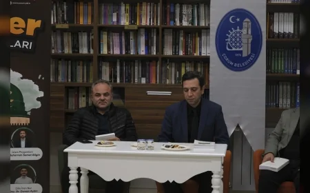 Çorum Belediyesi Millet Kütüphanesi’nde Başlayan Siyer Okumaları Yoğun Katılımla İlk Buluşmasını Gerçekleştirdi