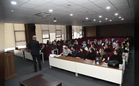 Pursaklar Belediyesi Nezaket Okulu Öğretmenlerine Özel Eğitim Modellerini Anlatan Kapsamlı Seminerle Eğitimde Yeni Bir Adım Attı