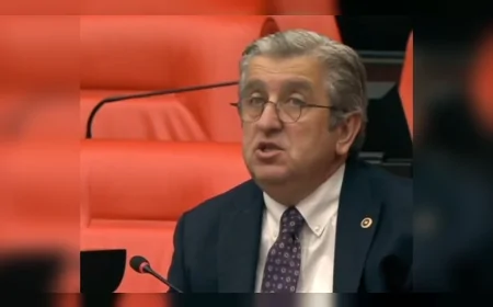 CHP’Lİ MURAT ÇAN: “DIŞ POLİTİKADA OMURGA KIRILDI; RICHARD MOORE’UN AJAN ÇAĞRISINA SESSİZ KALAN İKTİDAR TÜRKİYE’Yİ TAŞERON ÜLKE KONUMUNA SÜRÜKLÜYOR”