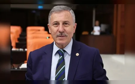 Yeni Yol Partisi Grup Başkanvekili Selçuk Özdağ: “Ahıska’dan Kırım’a, Gazze’den KKTC’ye sorumluluklarımız var; deprem, iş kazaları ve yönetim kusurları özür bile gerektirmiyor mu”