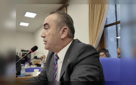 YAVUZ AYDIN TBMM’DE 11’İNCİ MADDE TARTIŞMASINDA SERT KONUŞTU “MİLLETİN MALIYLA OYNAYANLAR, DEVLETİ İHANET SÜRECİNE SÜRÜKLEYENLER TARİH ÖNÜNDE HESAP VERECEKTİR”