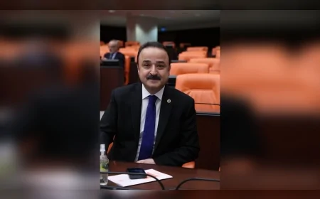 TBMM’de Doğum Borçlanması Gündemi: MHP Milletvekili Naci Şanlıtürk “Sigorta Öncesi Doğumların Borçlanılamaması Annelerimize Yapılan Bir Haksızlıktır” Dedi