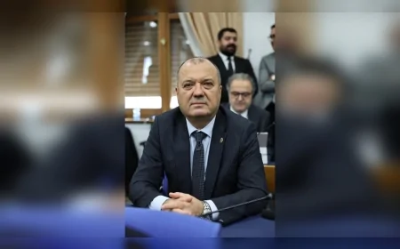 İLHAMİ ÖZCAN AYGUN TBMM’DE ATAMA BEKLEYEN MÜHENDİSLERİ VE ERGENE HAVZASINDAKİ KİRLİLİĞİ GÜNDEME TAŞIDI “ARTIK YETER, ÇORLU VE ERGENE’DE OFİSLERİNİZİ AÇIN”