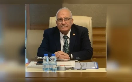 BURHANETTİN KOCAMAZ TBMM’DE ESNAFIN EMEKLİLİK VE GEÇİM MÜCADELESİNİ ANLATTI “9000 GÜN ADALETSİZLİKTİR, SÖZ VERDİNİZ TUTMADINIZ”