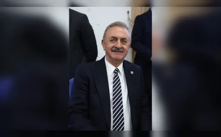 CHP KOCAELİ MİLLETVEKİLİ NAIL ÇİLER: “FARABİ TABELADAN İBARET, ÇAYIROVA HASTANESİ İHALE VAR HASTANE YOK NOKTASINA GELDİ”