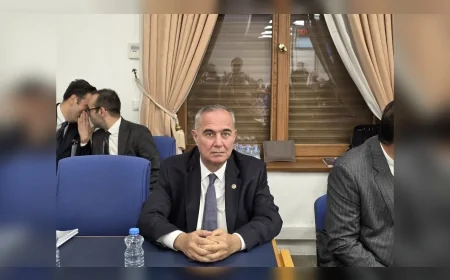 CHP Antalya Milletvekili Sururi Çorabatır: “Turizmin 61 milyar dolar hedefi var ama ulaştırma yatırımlarındaki pay binde 4’te kalıyor”