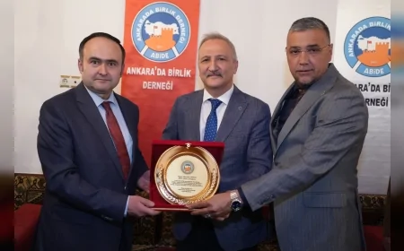 Ankara’da Birlik Sohbetleri Yeni Sezonunu Hamamönü Kabakçı Konağında Yoğun Katılımla Açtı