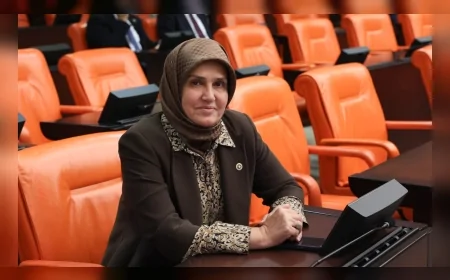 AK PARTİ İSTANBUL MİLLETVEKİLİ ÜMMÜGÜLŞEN ÖZTÜRK: “İSTANBUL’UN SAĞLIK ALTYAPISINI BAŞTAN SONA YENİLEDİK, 100 YENİ ASM PROJE AŞAMASINDA”