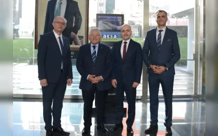 Kayseri Büyükşehir Belediye Başkanı Memduh Büyükkılıç Aksa Doğalgaz Genel Kurulu’nda Enerji Altyapısı Çalışmalarını Değerlendirdi