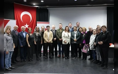 Konak’ta Düzenlenen “Bir Devrim Neferi Mustafa Necati” Paneli Öğretmenler Günü’nde Cumhuriyet’in Eğitim Mirasını Yeniden Gündeme Taşıdı