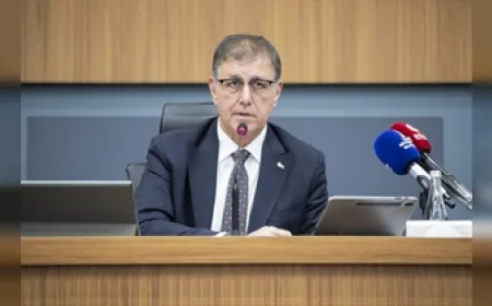 İzmir Büyükşehir Belediyesi Meclisi İZBAN İndirimi ve 7-26 Yaş Arası Genç Tarifesi İçin 1 Aralık Tarihini İşaret Etti