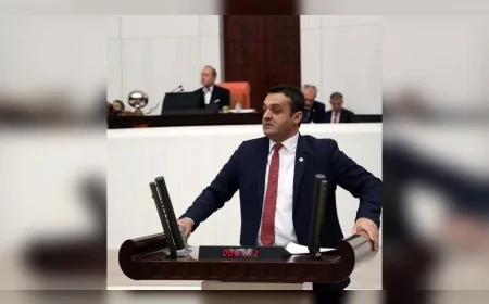 CHP’Lİ BARIŞ KARADENİZ: “462 BİN KİLOMETREKARE DENİZ ALANIYLA BALIKÇILIĞI GENEL MÜDÜRLÜK DEĞİL MÜSTAKİL BİR BAKANLIK YÖNETMELİDİR”