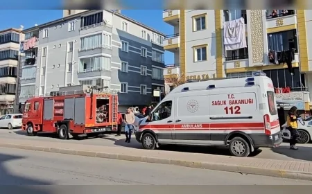 Çorum Gülabibey Mahallesi’ndeki Apartmanda Çıkan Yangında 7’si Çocuk 9 Kişi Dumandan Etkilenerek Hastaneye Kaldırıldı