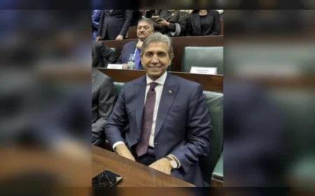 TBMM’de söz alan Kilis Milletvekili Mustafa Demir artan maliyetler ve iklim baskısı altında zeytin üreticilerinin “acil destek ve yeni politika” talebini Meclis gündemine taşıdı