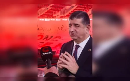 CHP 39’UNCU OLAĞAN KURULTAYINDA CAVİT ARI: “PARTİ PROGRAMIMIZ İKTİDARA YÜRÜYEN BİR PARTİNİN YOL HARİTASINI ORTAYA KOYUYOR”