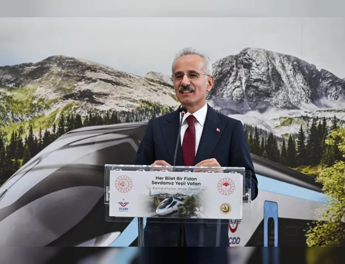 Ulaştırma ve Altyapı Bakanı Abdulkadir Uraloğlu: “Her Yüksek Hızlı Tren Bileti İçin Bir Fidan Dikeceğiz”