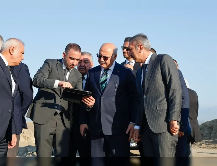 Adana Valisi Yavuz Selim Köşger: “Ceyhan OSB, Bölge Ekonomisinin Kalkınmasında Kilit Rol Oynayacak”