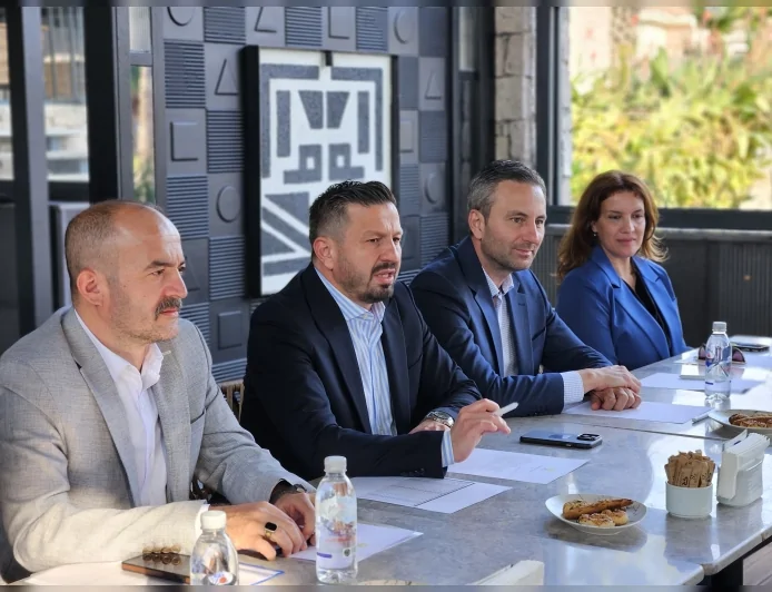 AK Parti Balıkesir İl Başkanı Mehmet Aydemir: “AK Parti’nin de milletin de hizmet siyaseti bitmez”