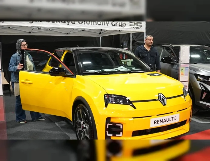 Elazığ Oto Show Ahmet Tevfik Ozan Fuar ve Kongre Merkezi’nde Kapılarını Açtı