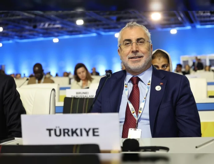 Çalışma ve Sosyal Güvenlik Bakanı Prof. Dr. Vedat Işıkhan: “1 milyon 298 bin 953 kişiyi işe yerleştirmeye aracılık ettik”